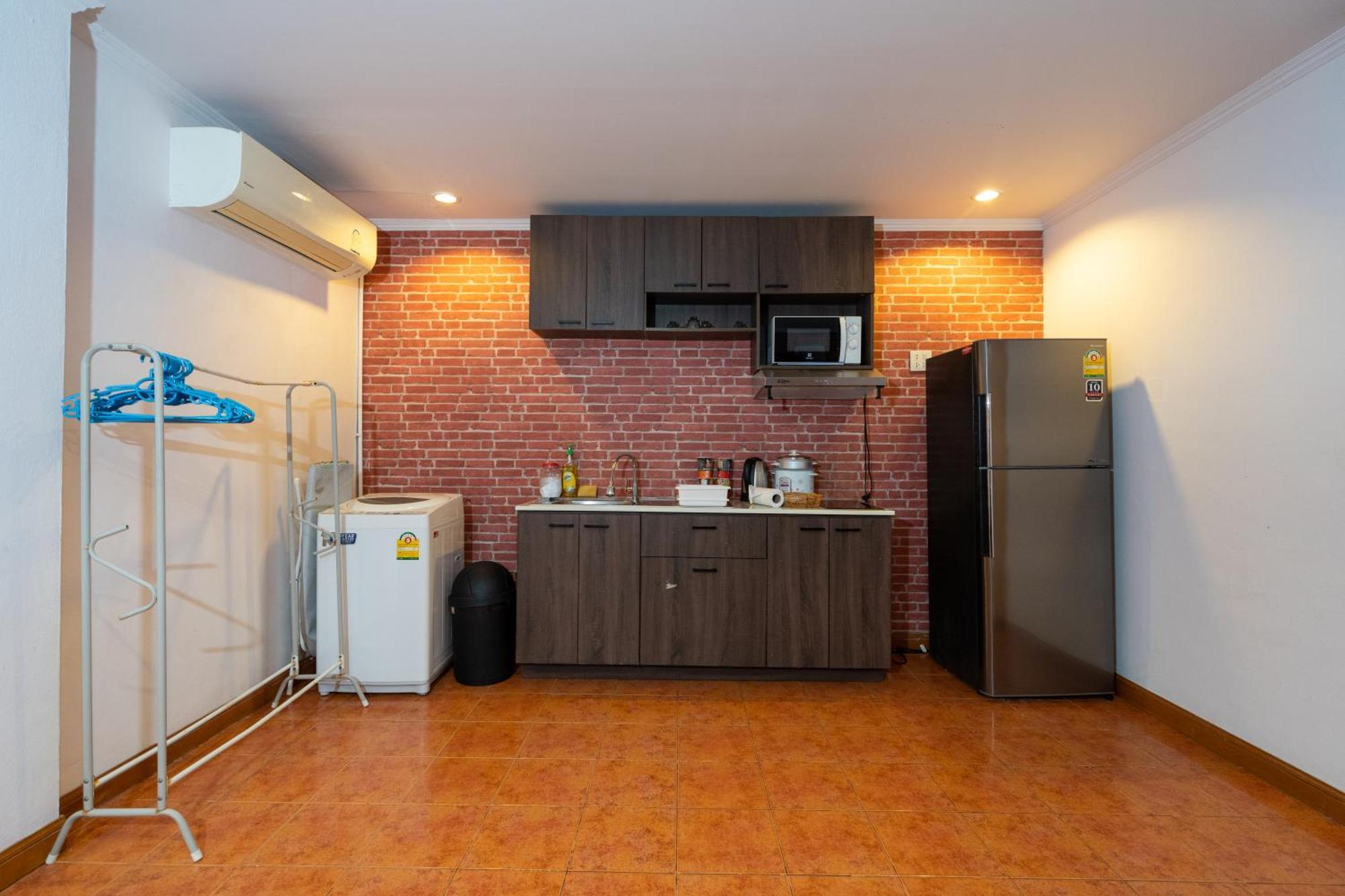 Patong Central Residence & Apartment חדר תמונה