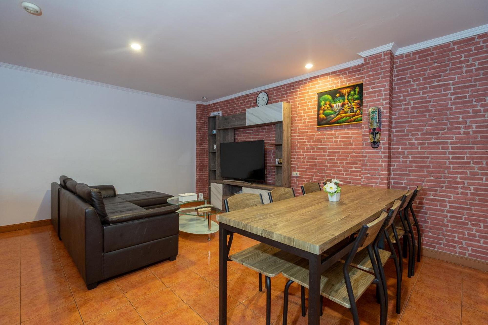 Patong Central Residence & Apartment חדר תמונה