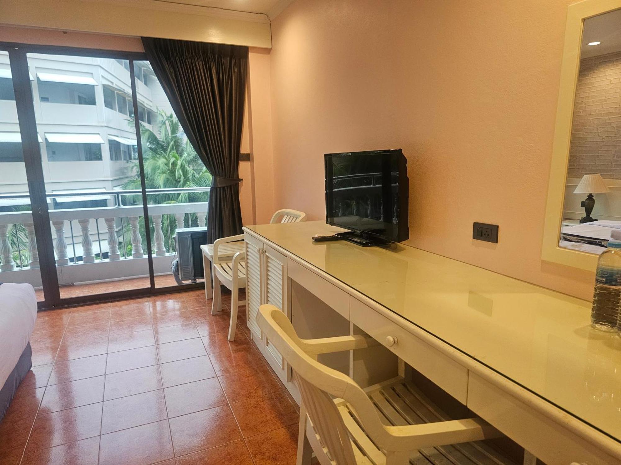 Patong Central Residence & Apartment מראה חיצוני תמונה