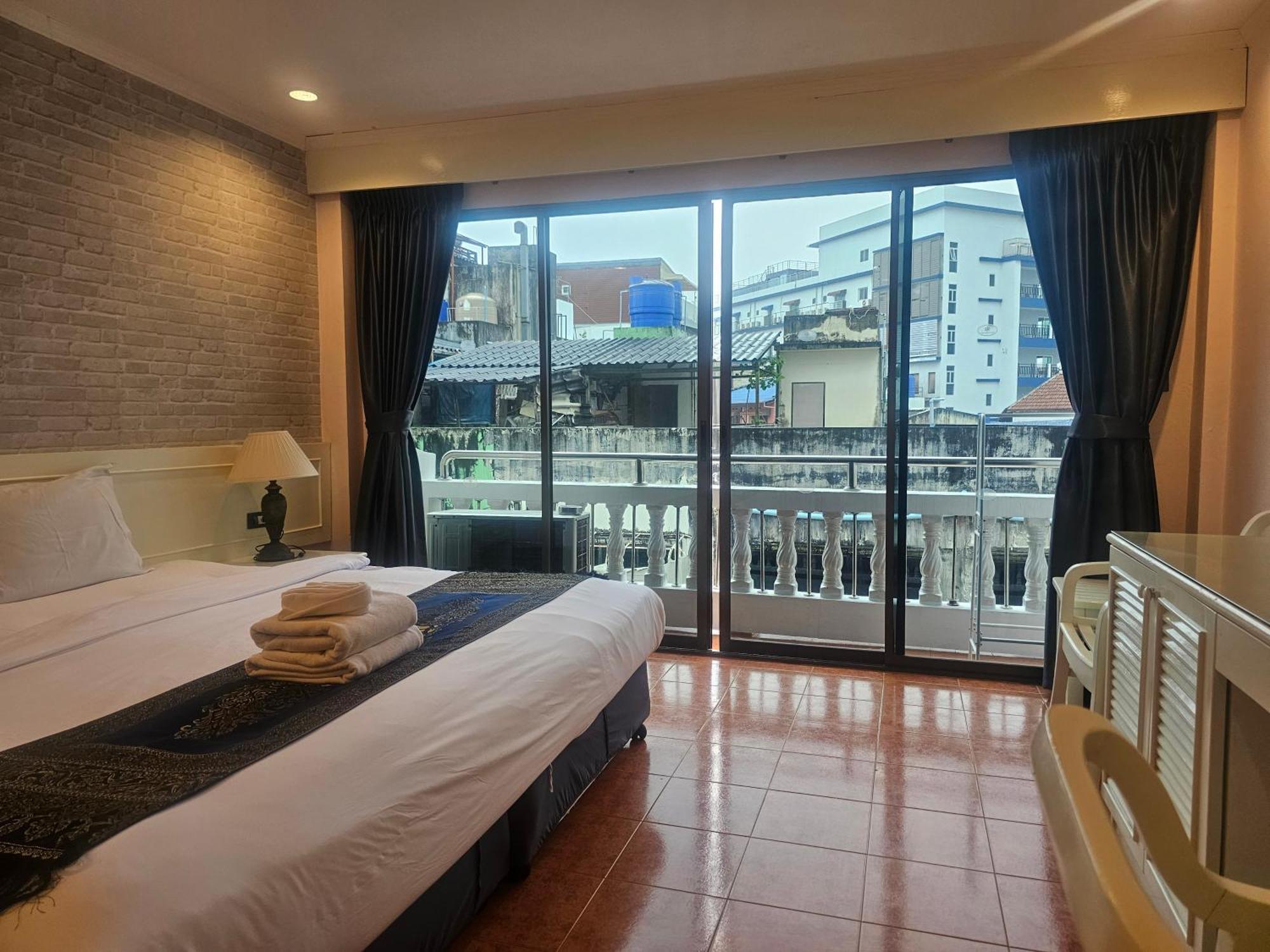 Patong Central Residence & Apartment חדר תמונה